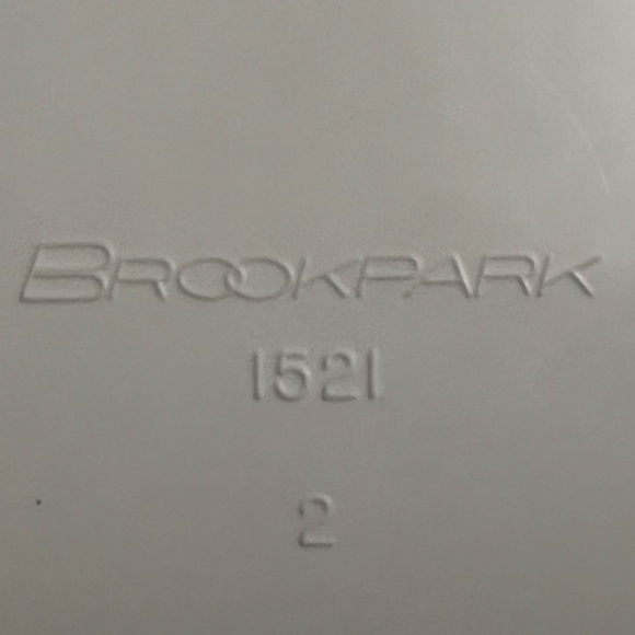 Vintage Brookpark Green and Gold Wheat Platter - Picture 6 of 6